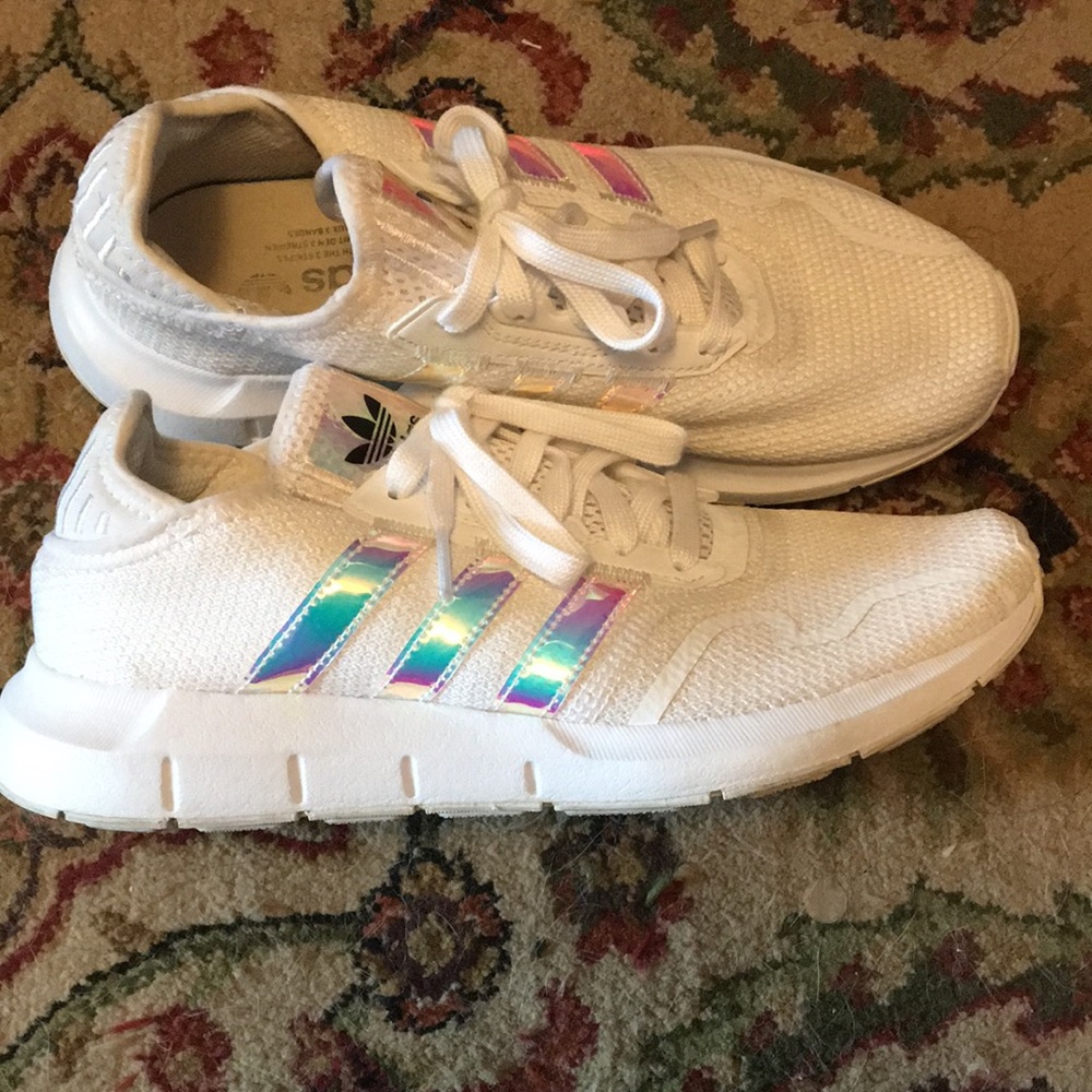 Adidas - Picture 4 of 8